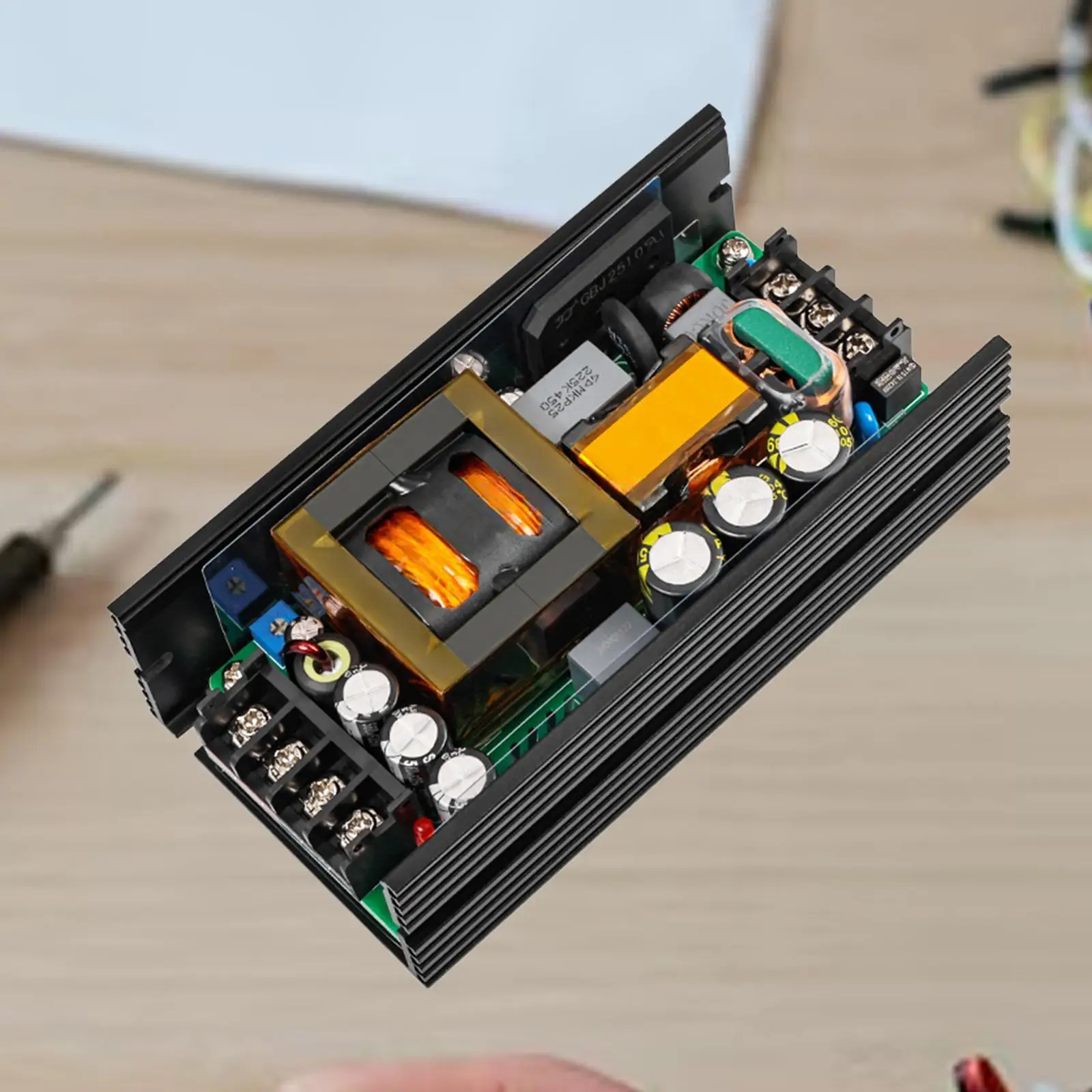 

Switching Power Module High Efficiency 24V10.4A Sturdy Multifunction Power