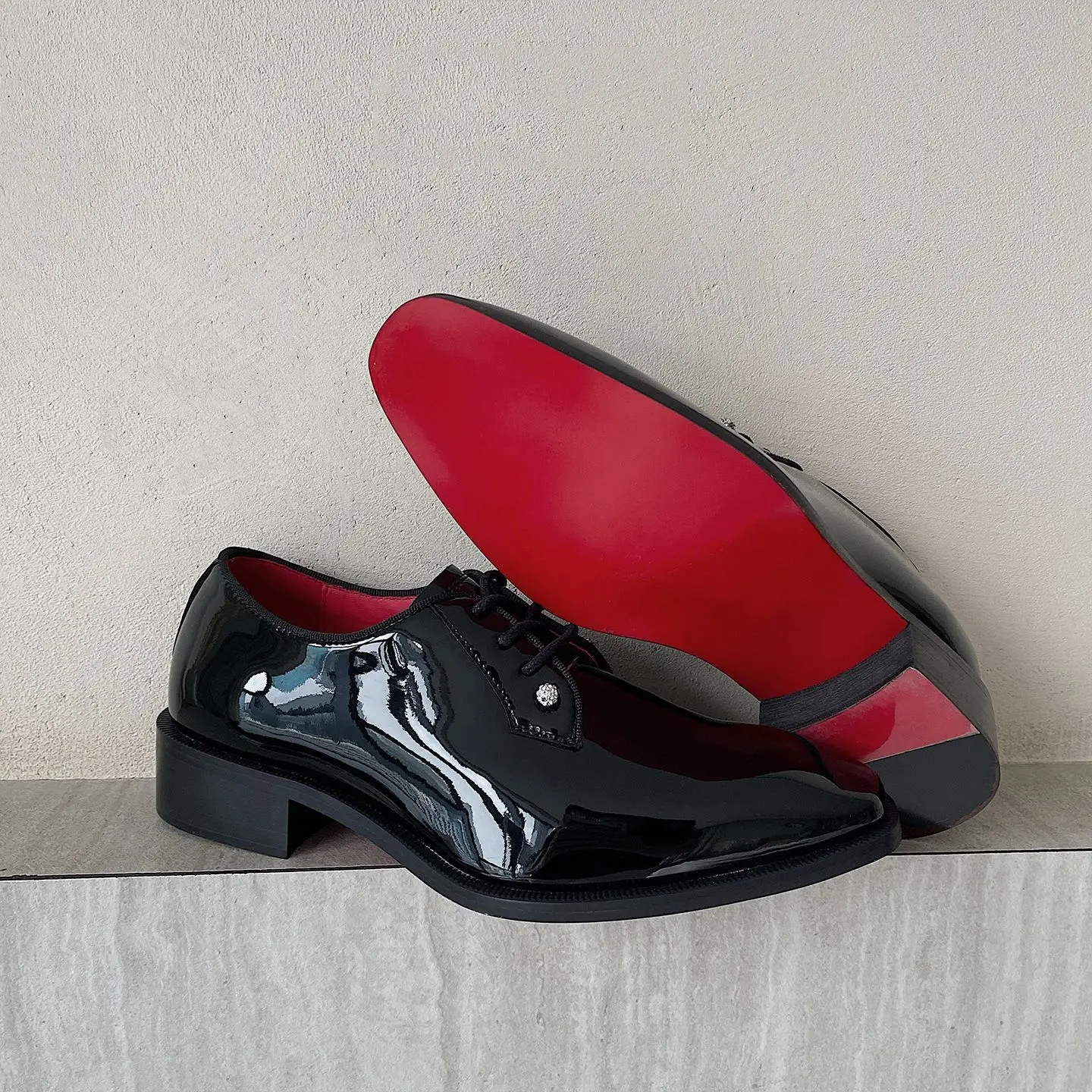 

New 2026 Formal Shoes Red Sole Lace-Up Office Commute Wedding Groom Men's Shoes Comfortable Lightweight Casual Leather