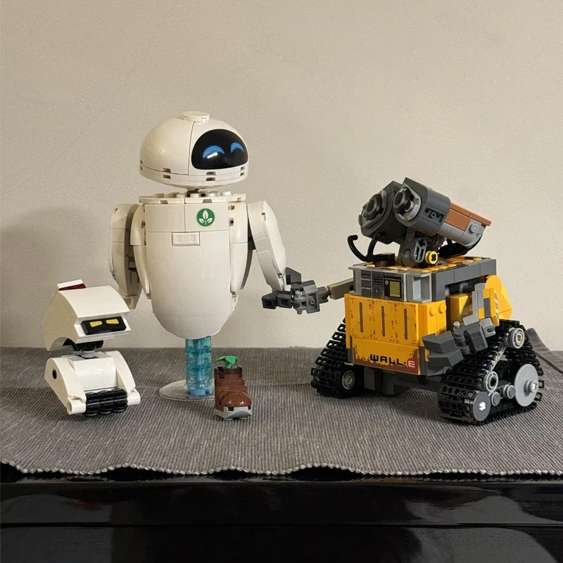 

Movie Wally and Eva Building Block Kit 811pcs Robot Assembly Model Puzzle 4 Children's Toys Christmas and Birthday Gifts