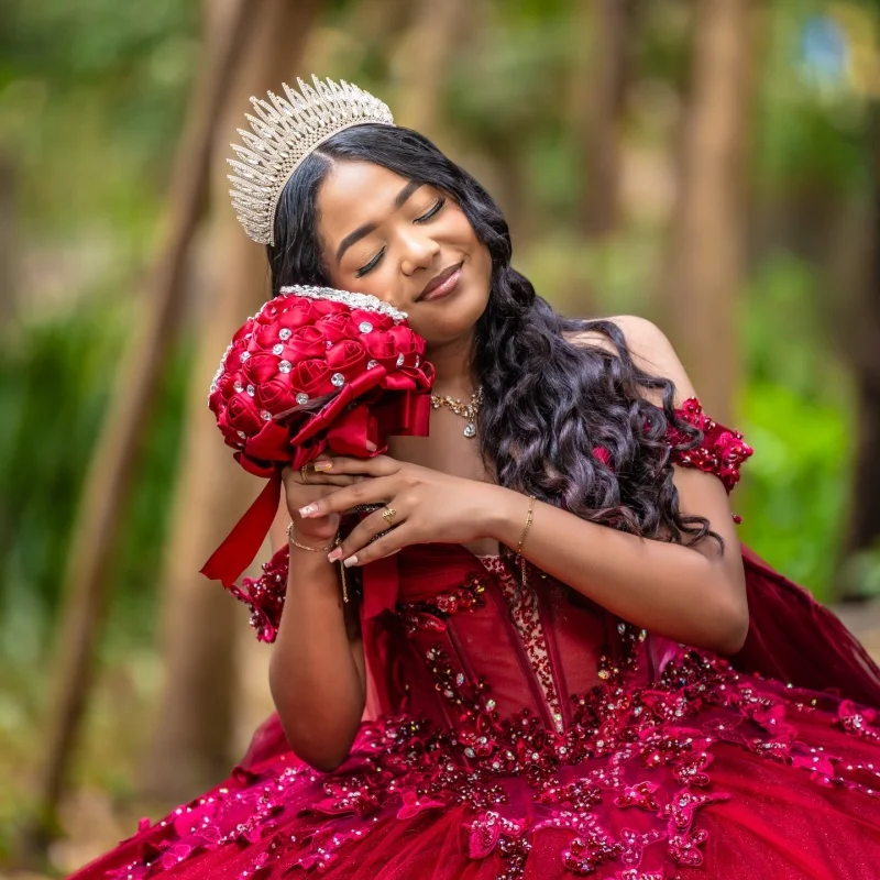 

Burgundy Quinceanera Dresses Off the Shoulder Glitter Flower Decal Long tail Bow Vestidoe 15 Quinceanera Customize