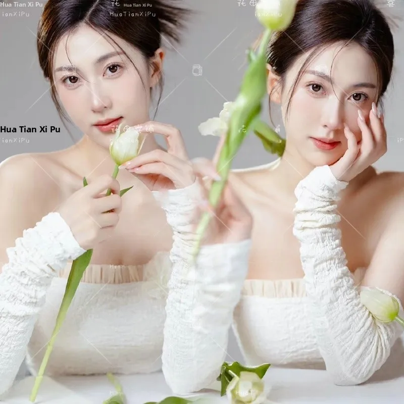 

Фотосъемка в студии: портретная фотография женщин и молодых девушек в простом, модном, минималистичном стиле, художественные образы