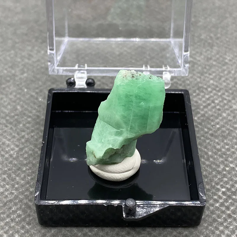 Best!100% Natural green emerald mineral crystal specimens stones and crystals quartz crystals Gem home decoration+Box 3.5cm - Image 4