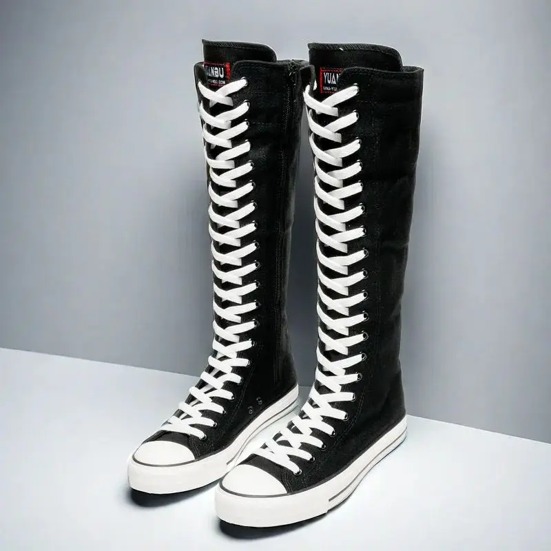 

Высокие женские ботинки из канваса на шнуровке, на плоской подошве, с верхом из ПВХ и внутренней отделкой из свиной кожи, осенняя коллекция 2025 года