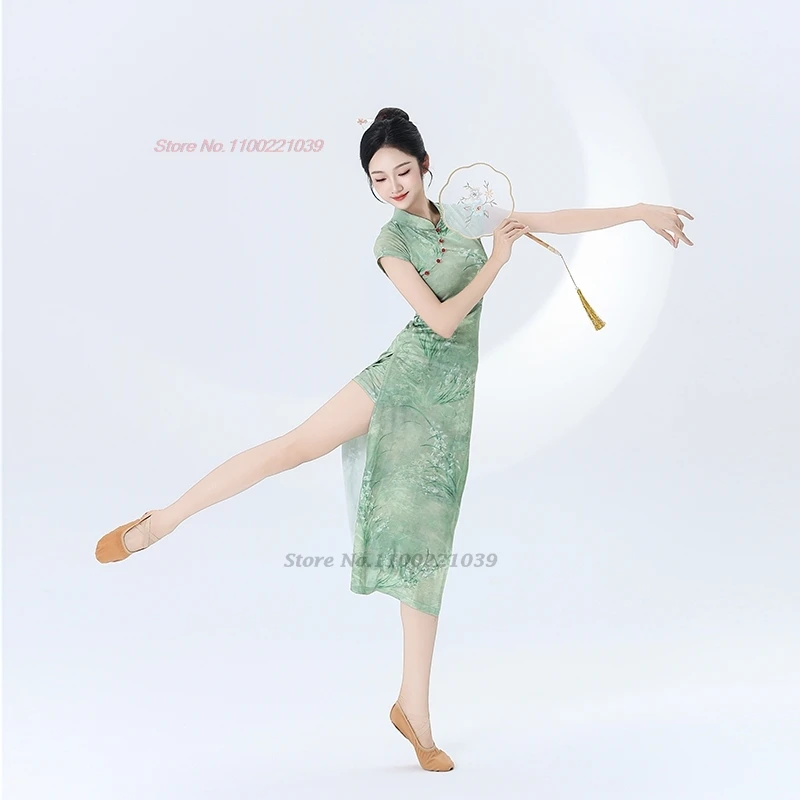2025 abito da ballo vintage cinese tradizionale stampa floreale cheongsam danza popolare qipao abito da allenamento per performance sul palco