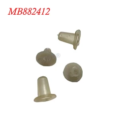 4 Pieces Tail Lamp Grommet for Pajero V30 40 Clips for Monetro V60 V70 V80 V90 Screw 2 Holder for Pinnin MB882412