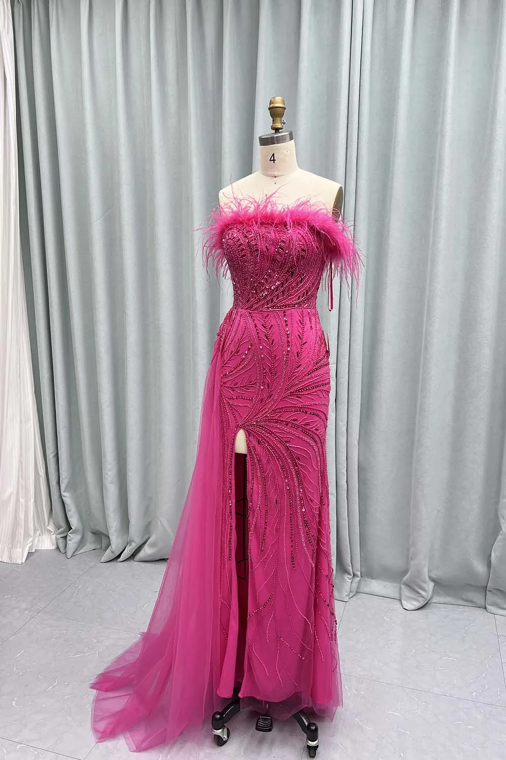 YQLNNE Fuchsia Feathers Long Slit Evening Dresses Strapless Tulle Beaded Sequined Formal Evening Party Gown With Side Drape