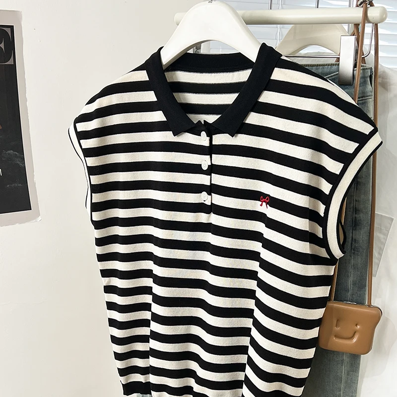 Summer Knitted T-shirt 2025 New Loose Short-sleeved Sweater Design Sense Niche Striped T-shirt Women Casual Versatile Tops