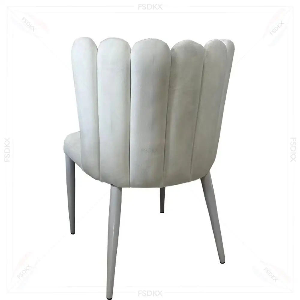 Nordic White Beige Modern Teddy Living Room Bedroom Chair Lamb Wool Velvet Wedding Chair Boucle Dining Chair With Metal Legs