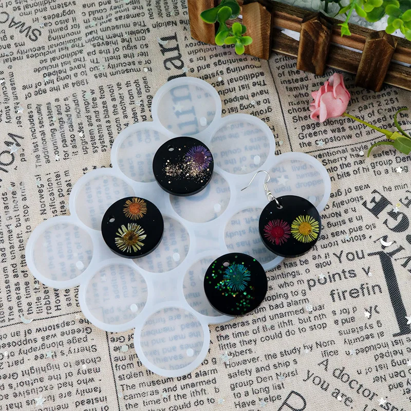 8/12pcs Round Oval Pendants Resin Mold Diy Crystal Epoxy Earring Charms Silicone Mold for Jewelry Making Keychain Tag Casting