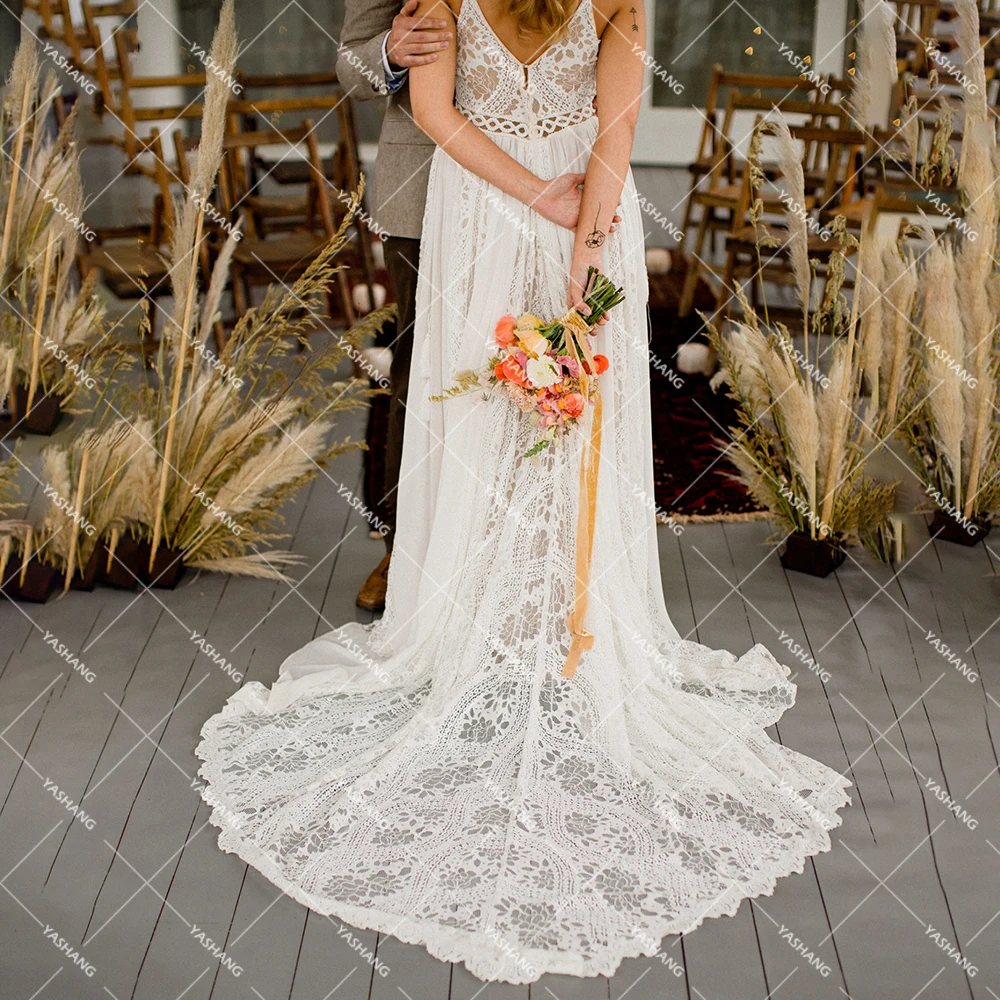 Vestido de novia de encaje recortado con tirantes finos, personalizado, sin espalda, envío directo, estilo bohemio, línea A, gasa, cuello en V, vestidos de novia