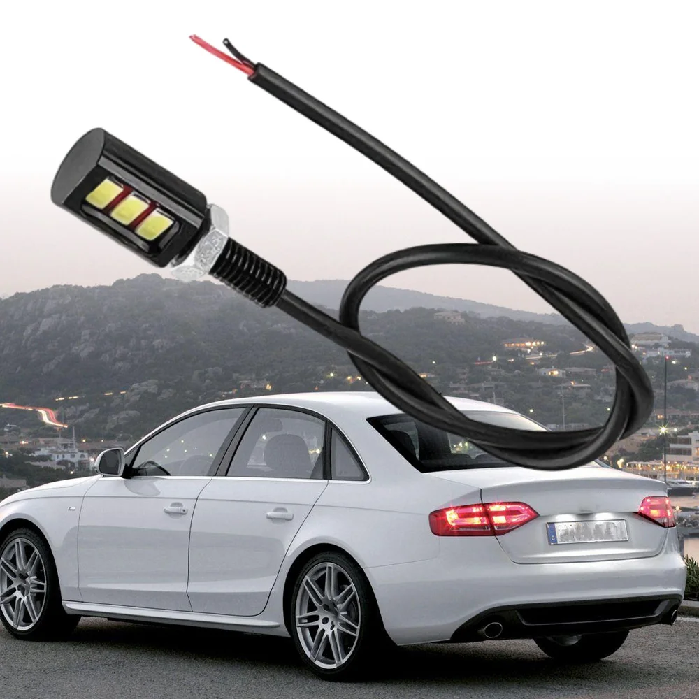 Universal  Fit for motorcycles and cars with a 12V power system 6000-7000K License Plate Light