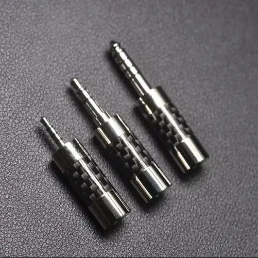 Eagle high-end carbon fiber 3.5 single end 2.5mm balanced 4.4mm balanced rhodium plated plug