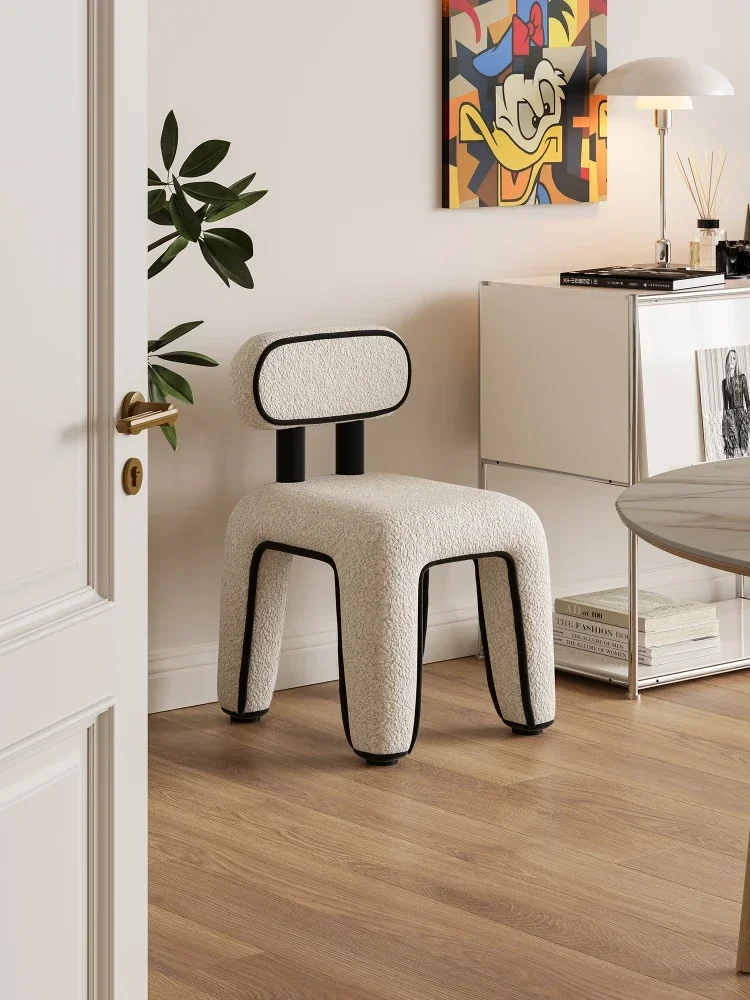 Sedia con schienale linea Manga creativa, sgabello da toeletta stile crema cartone animato, sgabello per trucco per camera da letto