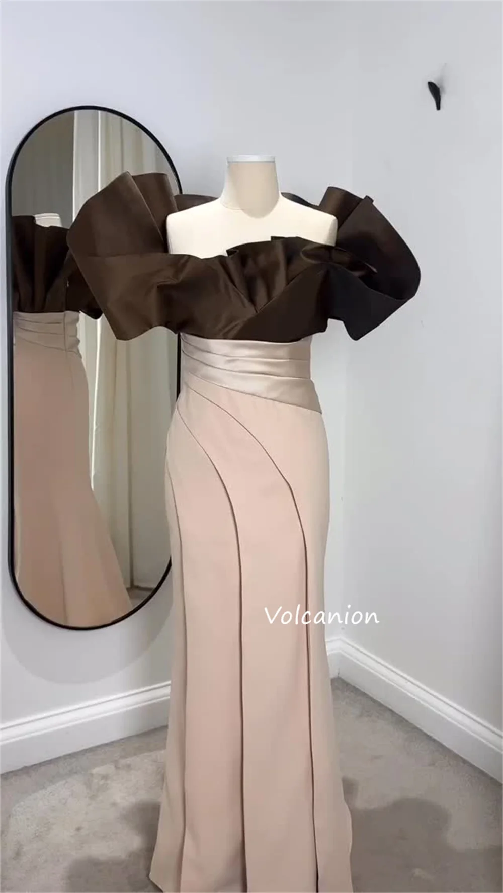 تخصيص الطية الرعوية حورية البحر خارج على الكتف فساتين طويلة مناسبة مخصصة المشاهير النمط الصيني رائعة