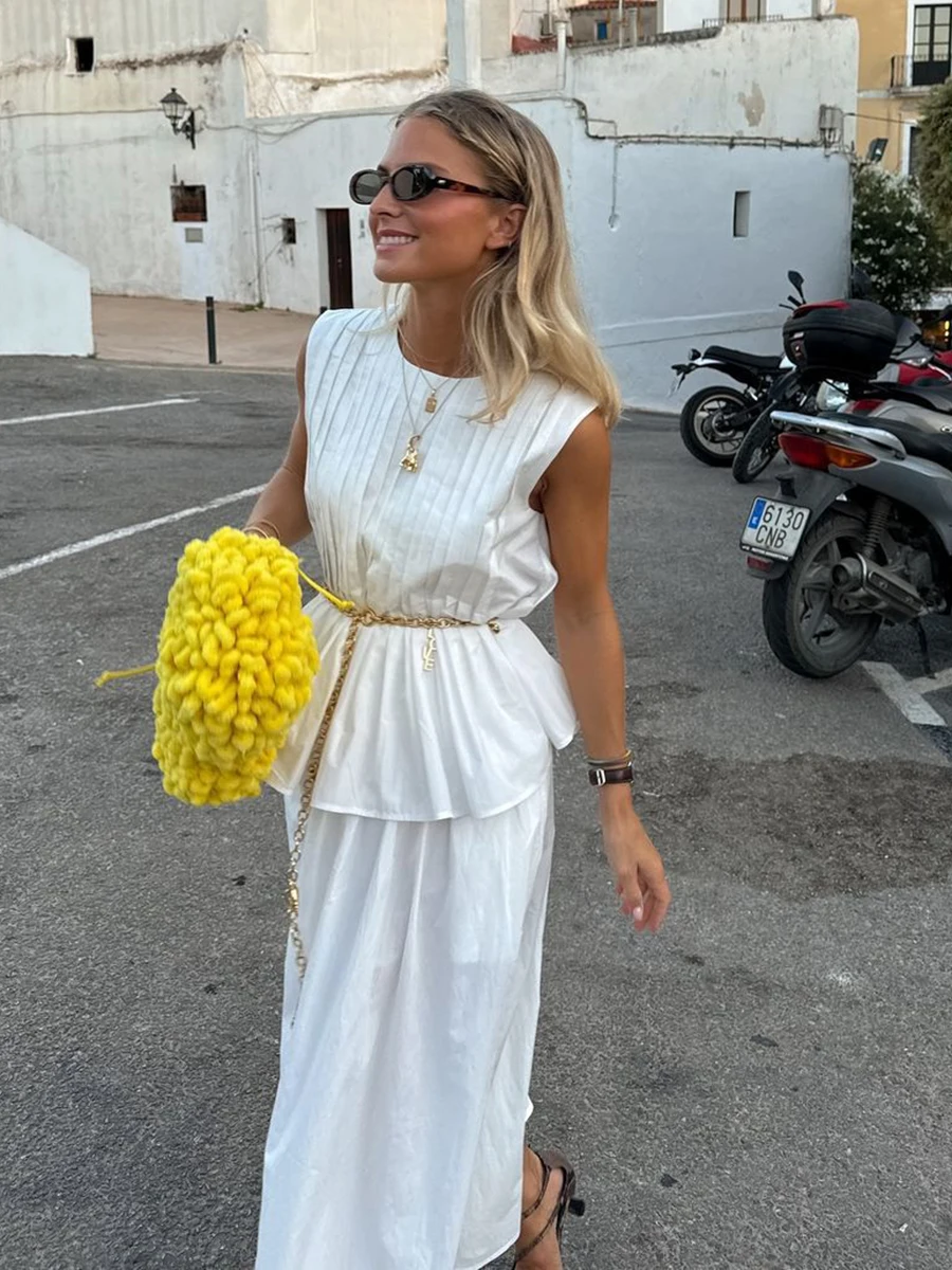 

White Casual Long Skirts Sets Women Round Neck Sleeveless Pleated Tank Tops Summer Simple Fashion Elegant Skirt Two-piece Set
