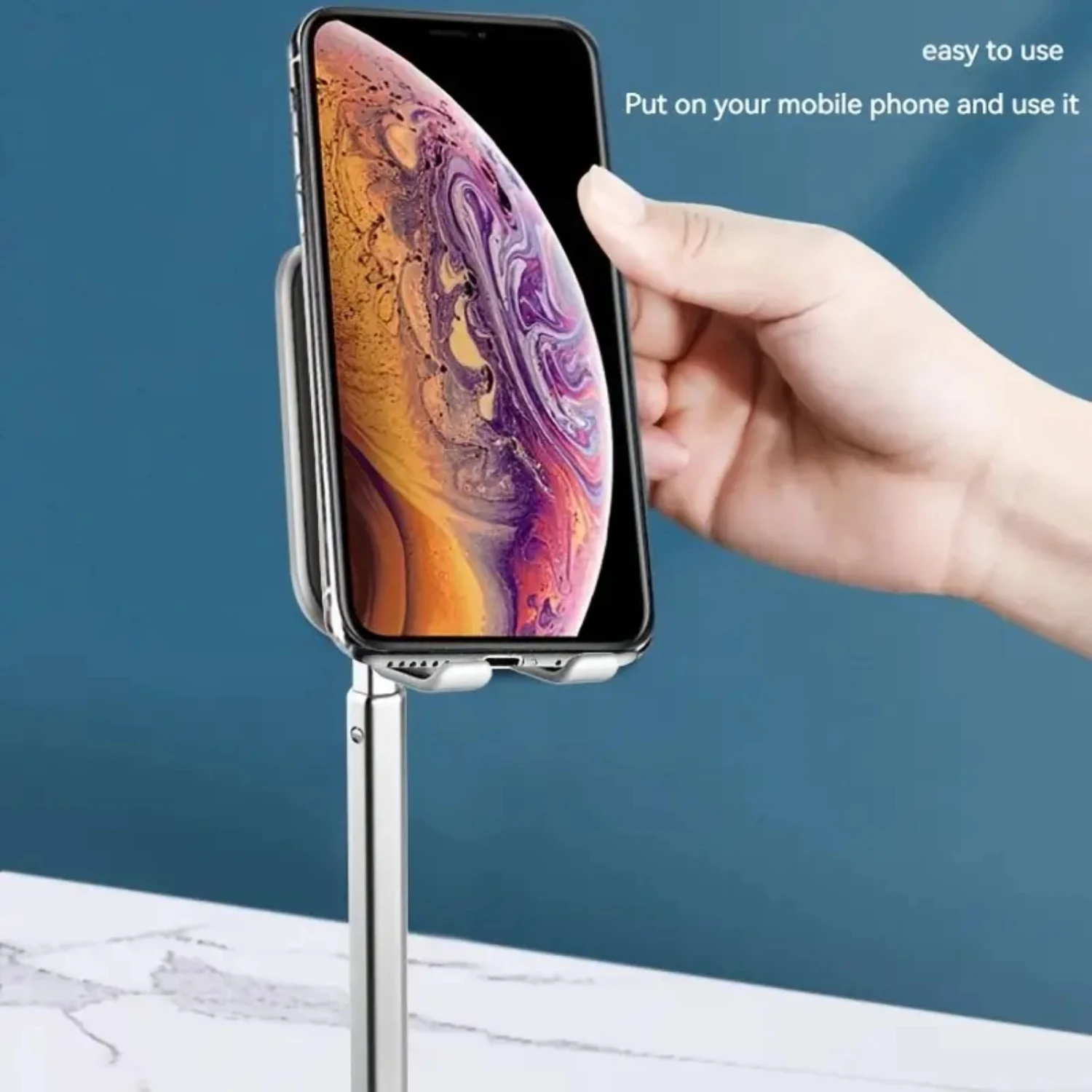 Melhore seu espaço de trabalho com este elegante suporte ajustável para celular com um design grosso e adequado para uma capa. Acesso de mesa perfeito