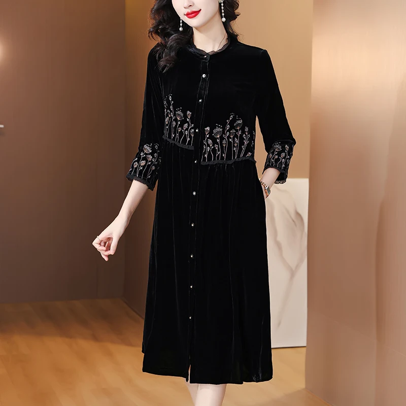 2023 Autumn/Winter New Silk Golden Velvet Embroidered Long Sleeve Dress for Women's Loose Large O-Neck Retro Knee Length Gown