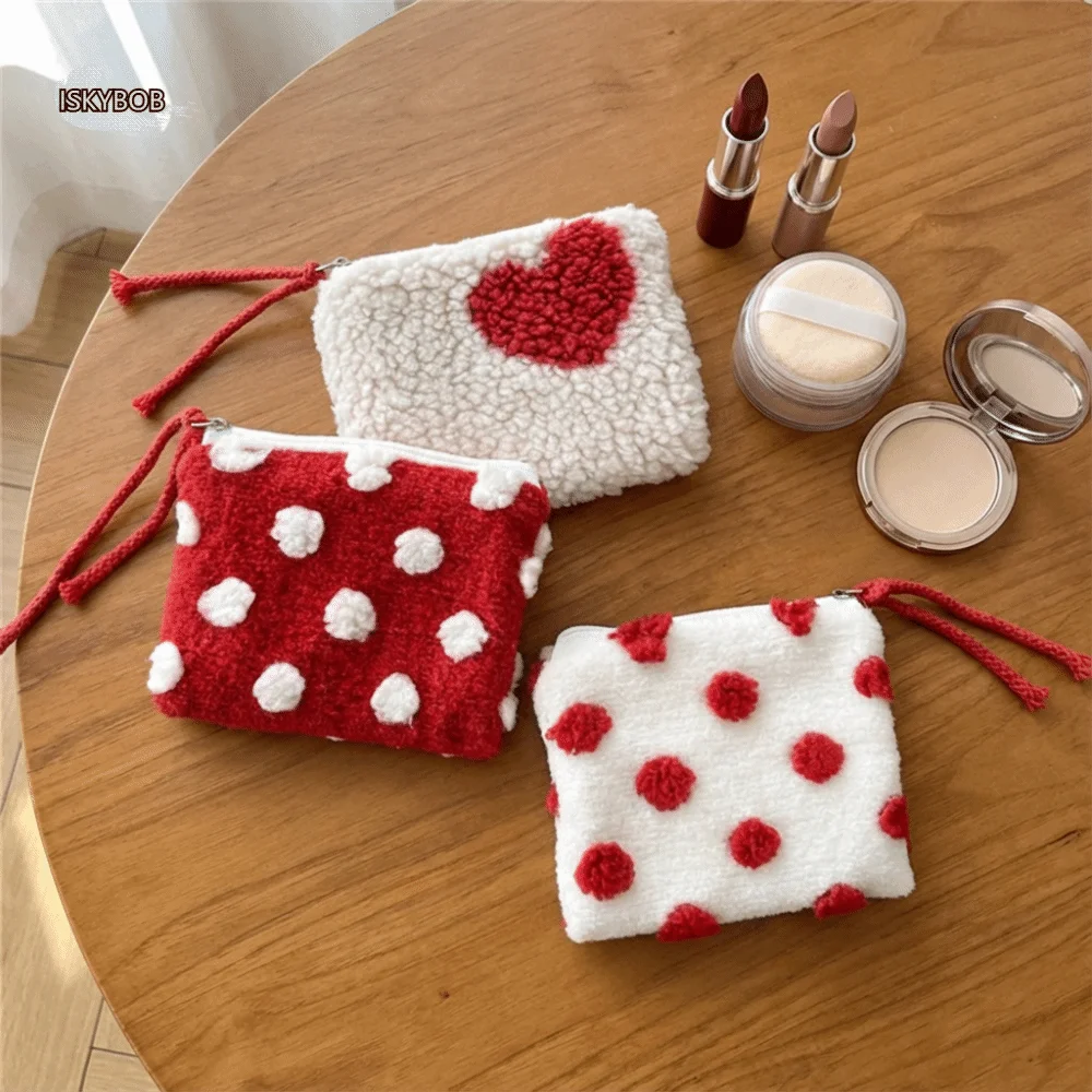 

Multi-Functional Heart-shaped Cosmetic Storage Bag Portable Dustproof Key Lipstick Bag Zipper INS Women Makeup Bag Daily Use