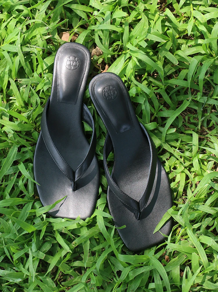 Clip-toe Fashion Sandals Women 2024 Summer New Thin Heel Flip Flops Ladies New Designer Casual Solid Color Slippers for Women
