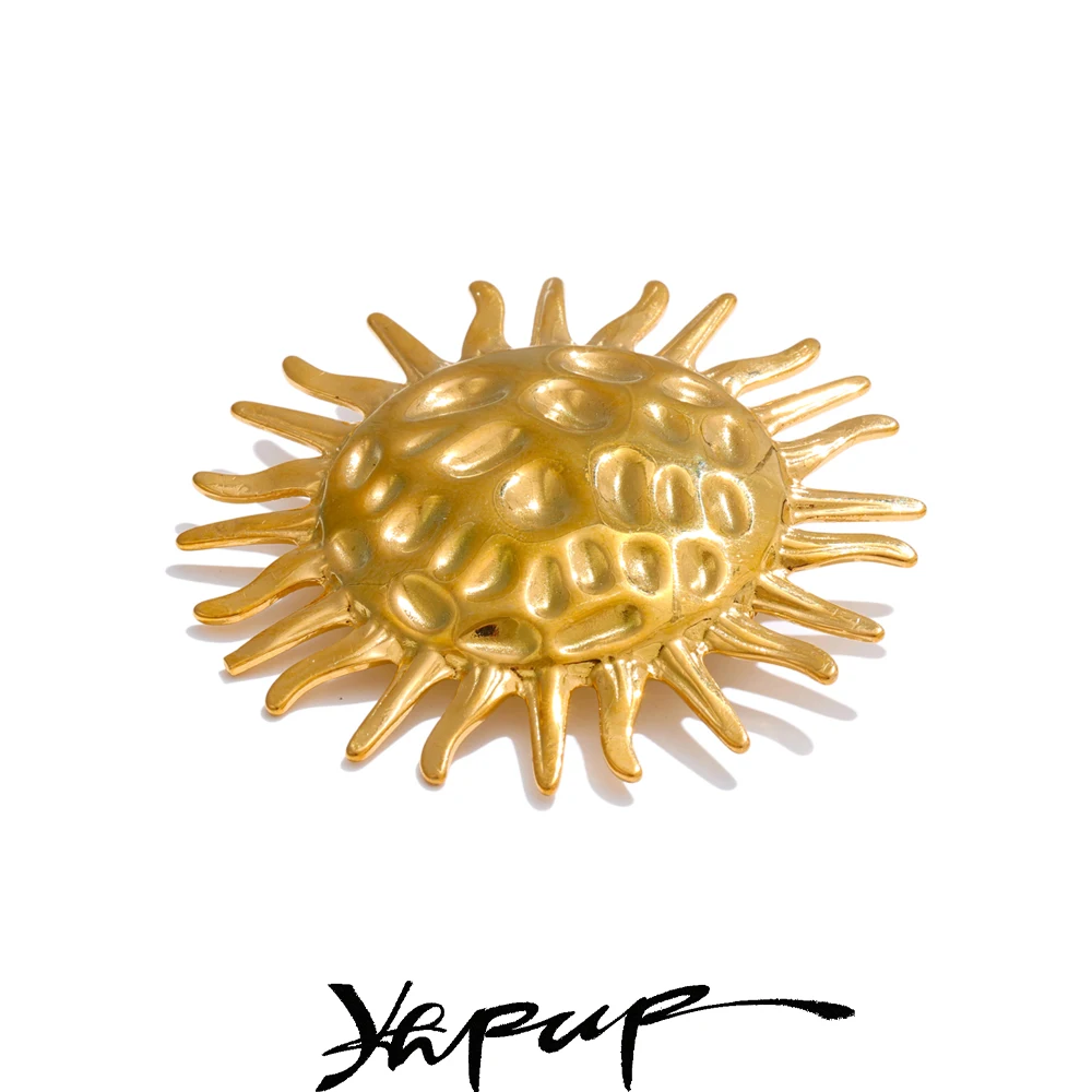 Yhpup Wholesale PVD Fashion Metal Sun Flower Brooch Pin Fashion 18K Gold Plated Stainless Steel Jewelry Clothing Accessories