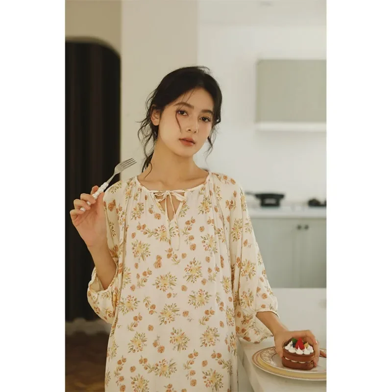 2023 Autumn Satin Charm Pure and Elegant Print Pullover Long Sleeve Sleeping Dress Women\'s V-Neck Viscose Home Nightgowns