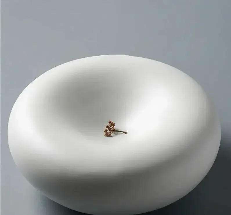 

Creative Round Ceramic Tableware Hotel Restaurant Dessert Plate Gourmet Decoration Plate Nordic Style Home Kitchen White Plate