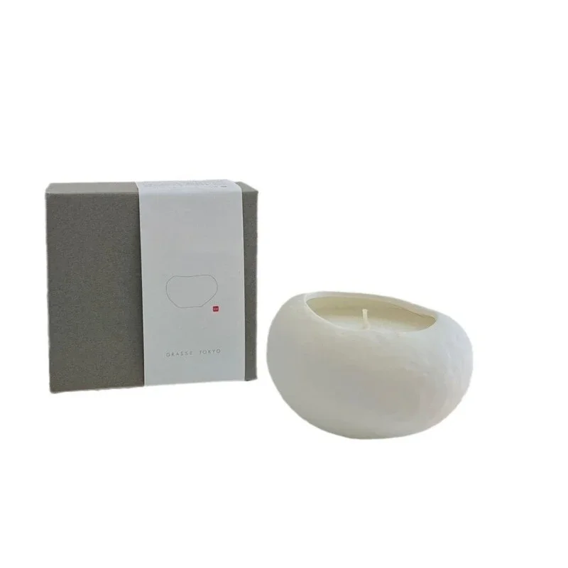 Moonlight scented candles, ambient ornaments