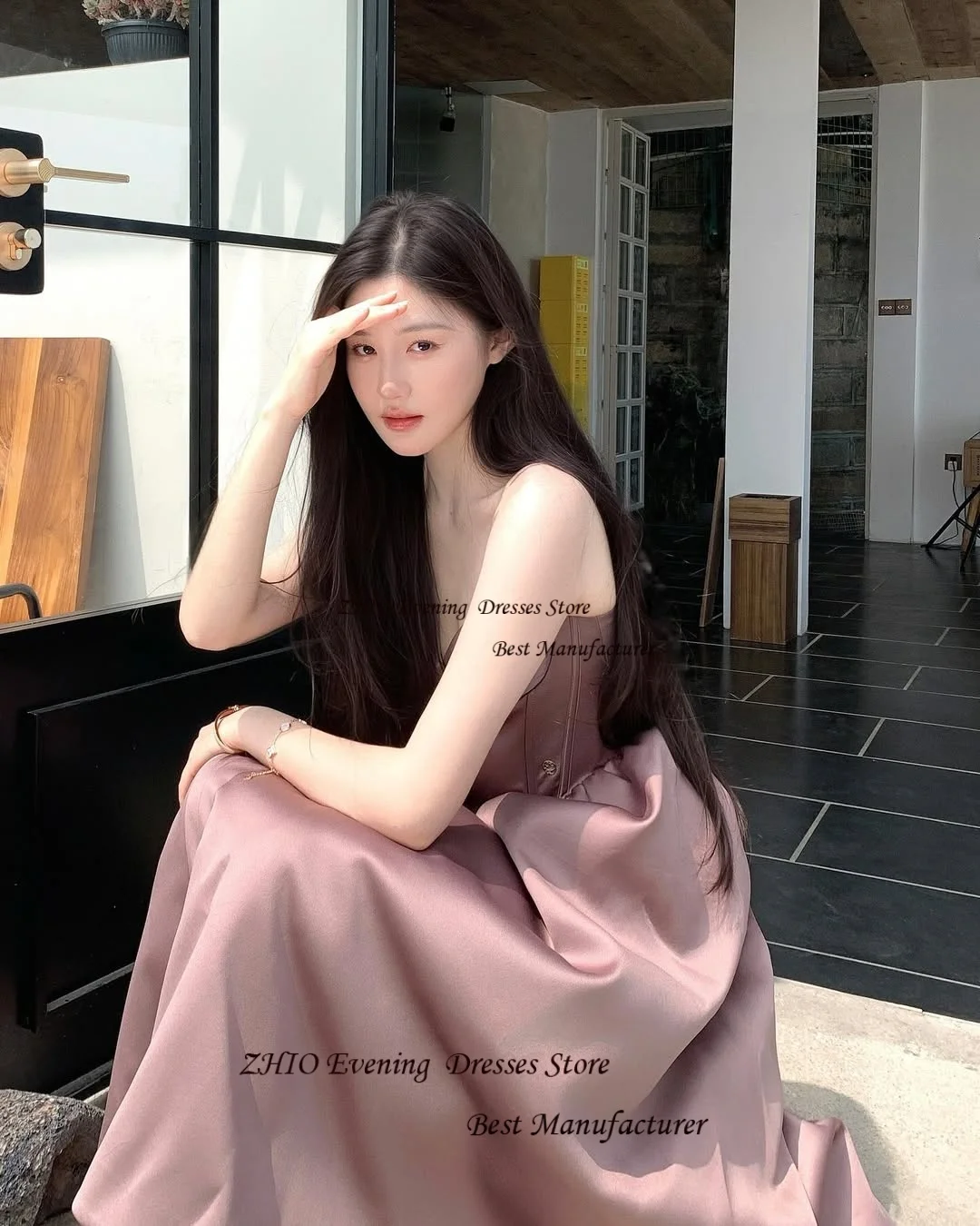 ZHIO Элегантное фиолетовое атласное вечернее платье трапециевидной формы без бретелек на тонких бретельках без рукавов длиной до пола, платья для выпускного вечера со складками