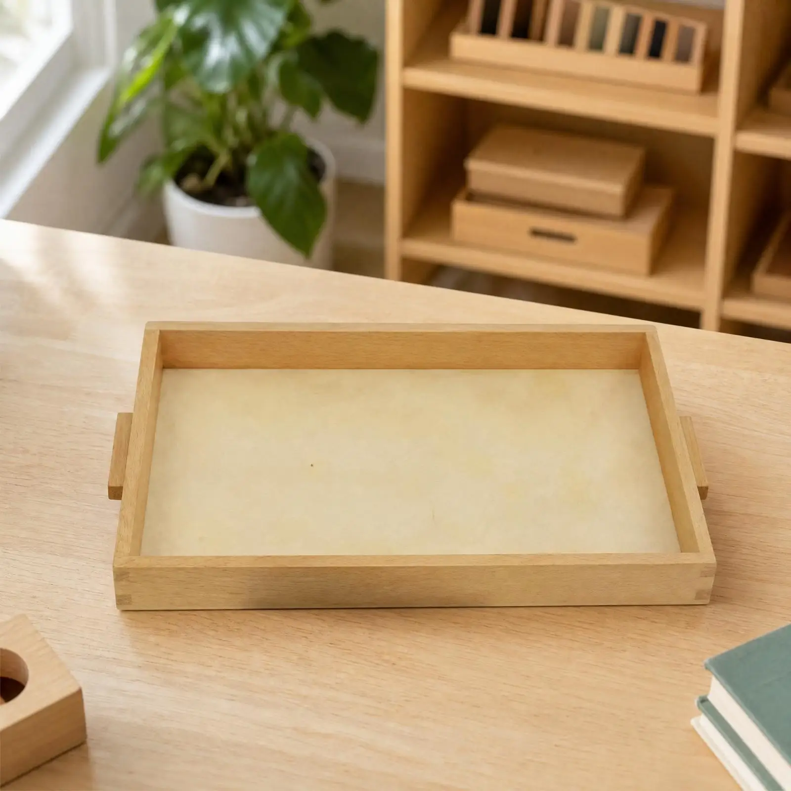Beech Wood Sensory Tray for Children Montessori Play Tray with Handles for Kindergarten Learning Material and Puzzle Storage