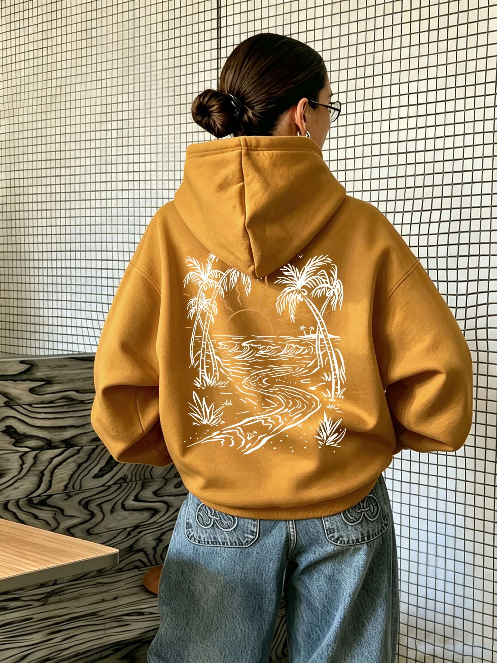 Paradise Beach Coconut Tree Pattern Women Crewneck Loose Sportswear Y2K Fleece Hoodie Autumn Comfortable Clothes Unisex Soft Top