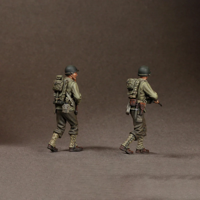 1/35 Resin Model Figure Kits GK , Two People，Military Theme，Unassembled And Unpainted,359C