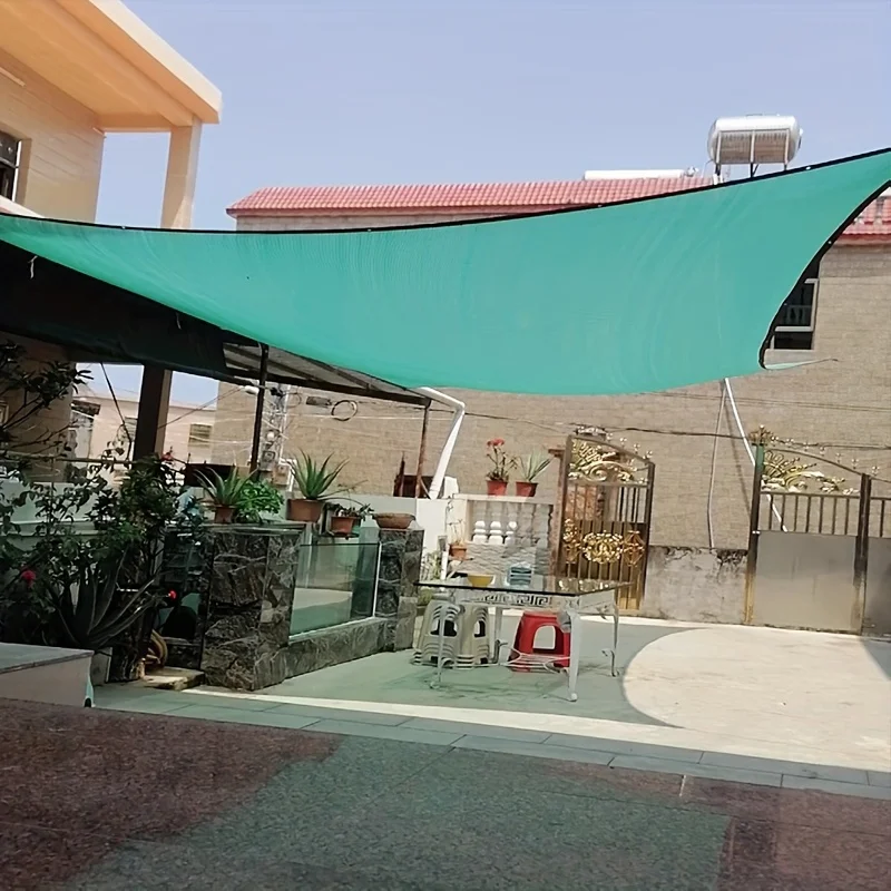 

Солнцезащитная сетка для обновления патио: изготовлен из полиэтилена высокой плотности с двусторонним покрытием, обеспечивает сверхвысокую скорость затенения 95%