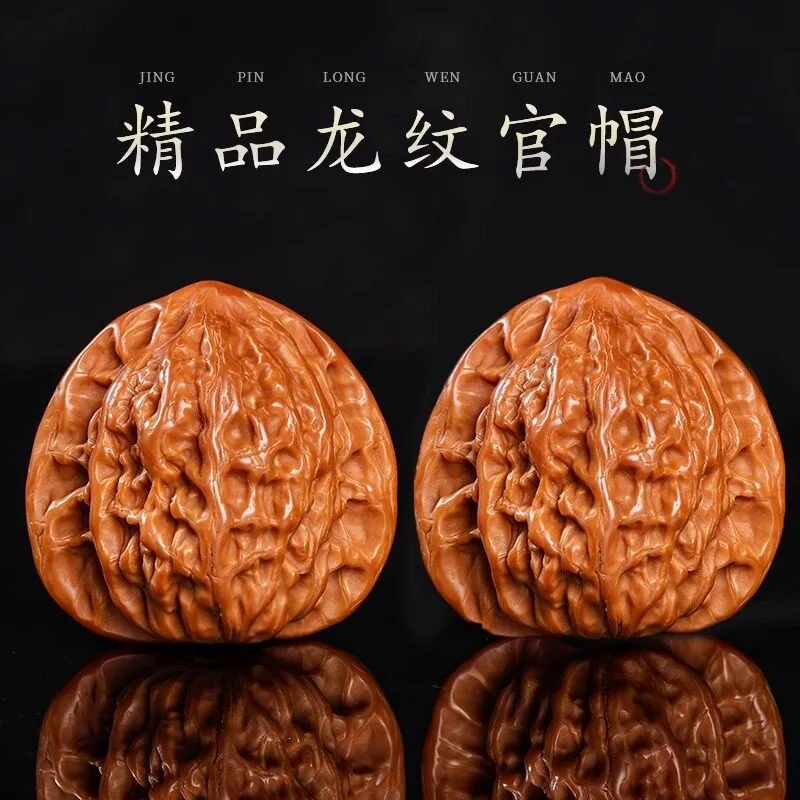 Exquisite collectible hand-held piece  Official hat lion head with peach stone and qilin pattern  antique item