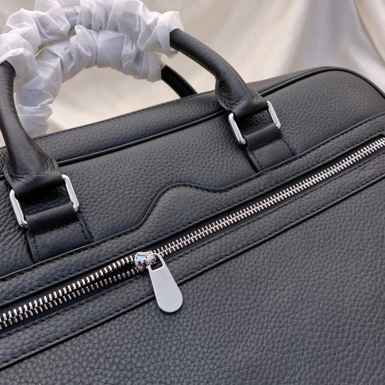 Bolsa Tote de Couro Genuíno, P - Leather Briefcase avaliação e preço
