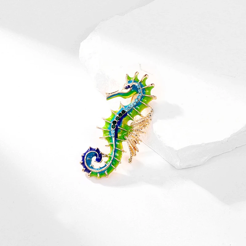 Vintage Enamel Rhinestone Seahorse Brooch Dripping Oil Animal Safety Pin Dla Kobiet Mężczyzna Casual Party Office Broszki Biżuteria Prezent