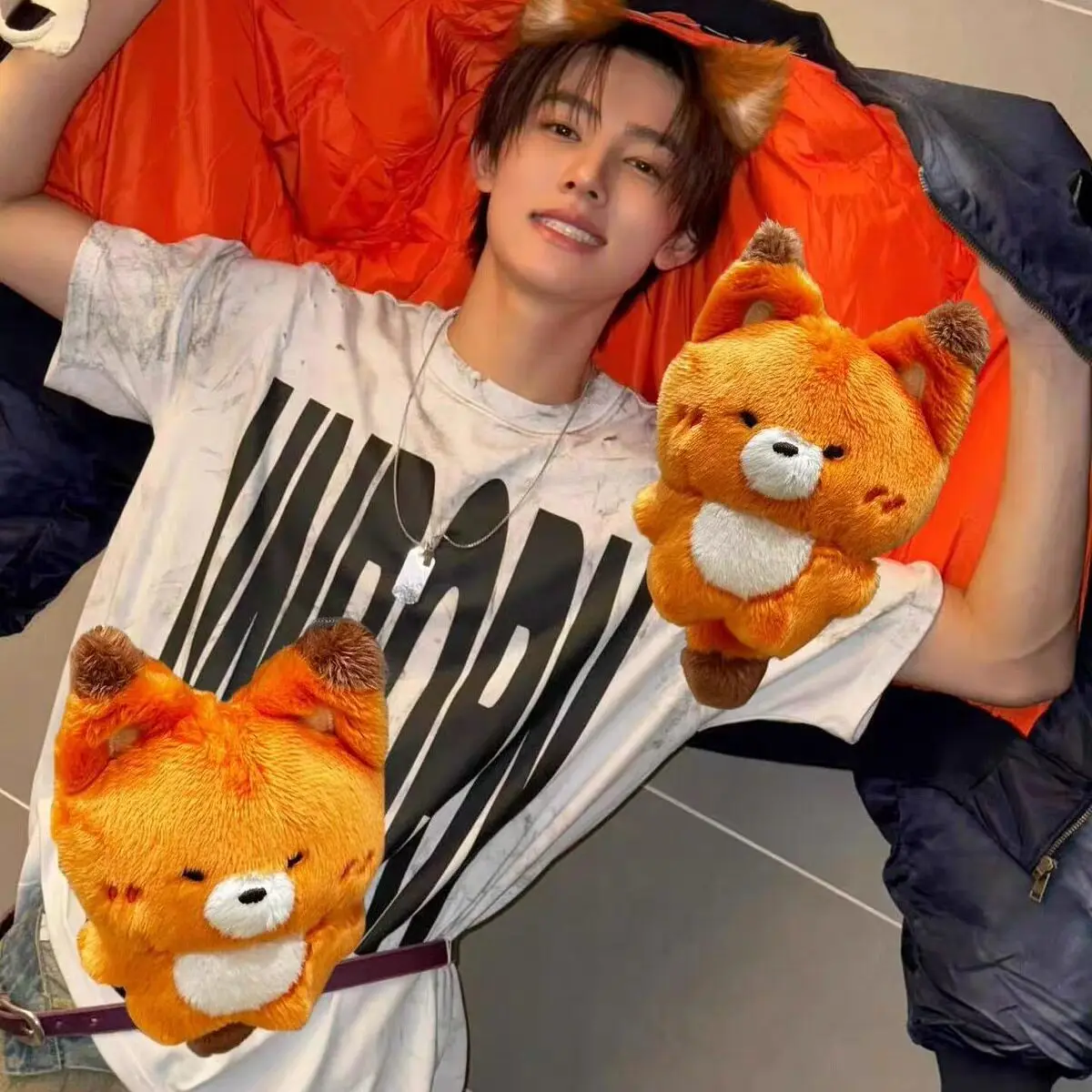 Seonghyeon Orange Fox Plush Keychain Soft Stuffed Doll Bag Charm Pendant Cartoon Plush Ornament Key Ring Gift for Girls Fans