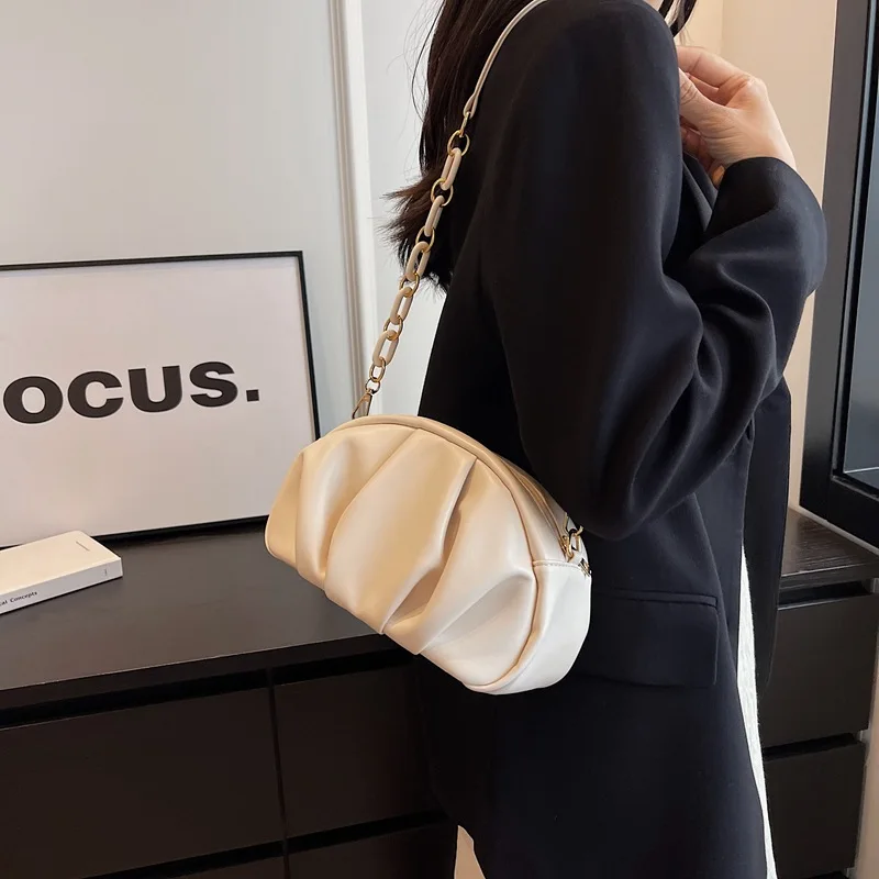 Shoulder Bag Handbag French Pleated Cloud Handbag Designer Unique Design 2023 New Trend All-match Solid Color PU Leather Texture