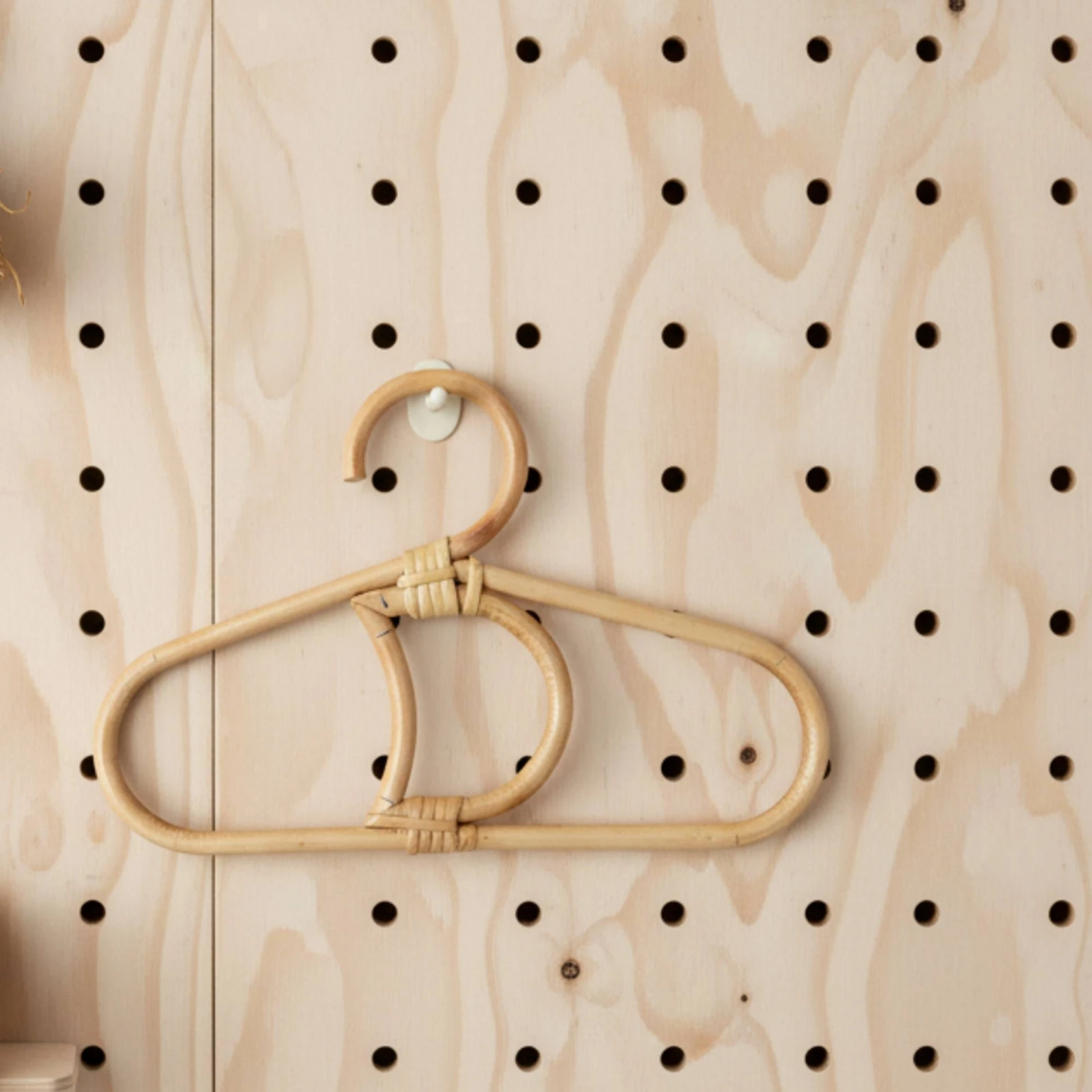 Baby Nursery Hangers - Wieszak na ubrania z rattanu, ręcznie