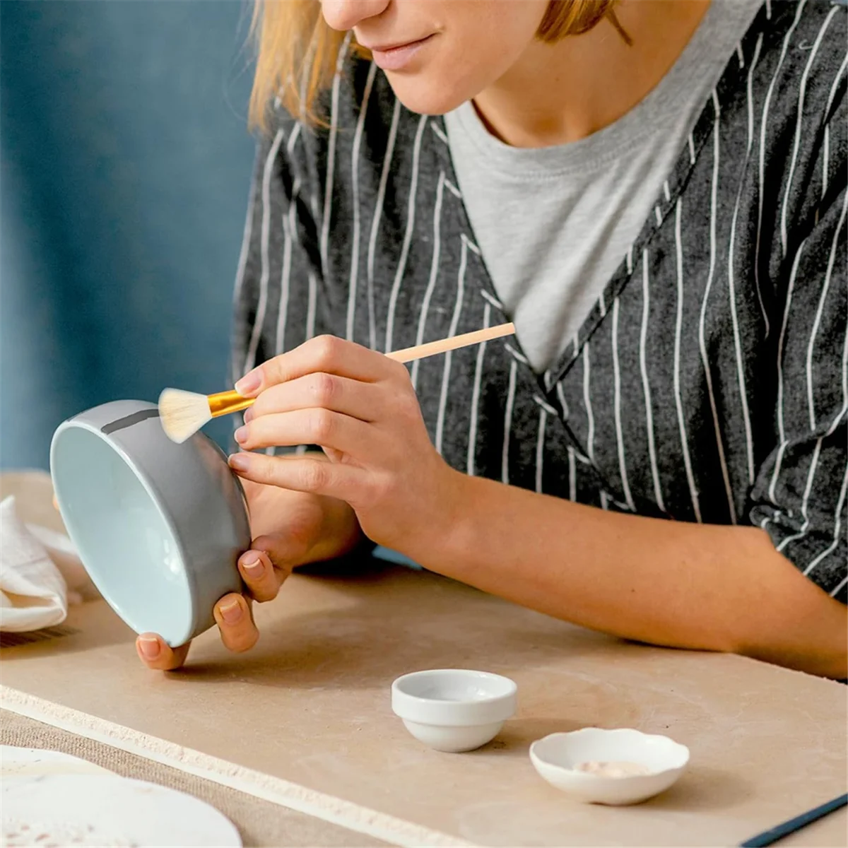 

ABNQ 7 Pieces Ceramic Glaze Tools, Pottery Supplies Different Shapes of Pottery Glaze Brushes for Pottery Acrylic Oil