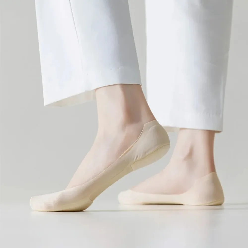 Womens Sponge Boat Shoes Insole Socks for Feet Shock Absorbing Shoes Sole Invisible Non Slip Skin White Black Heels Pads