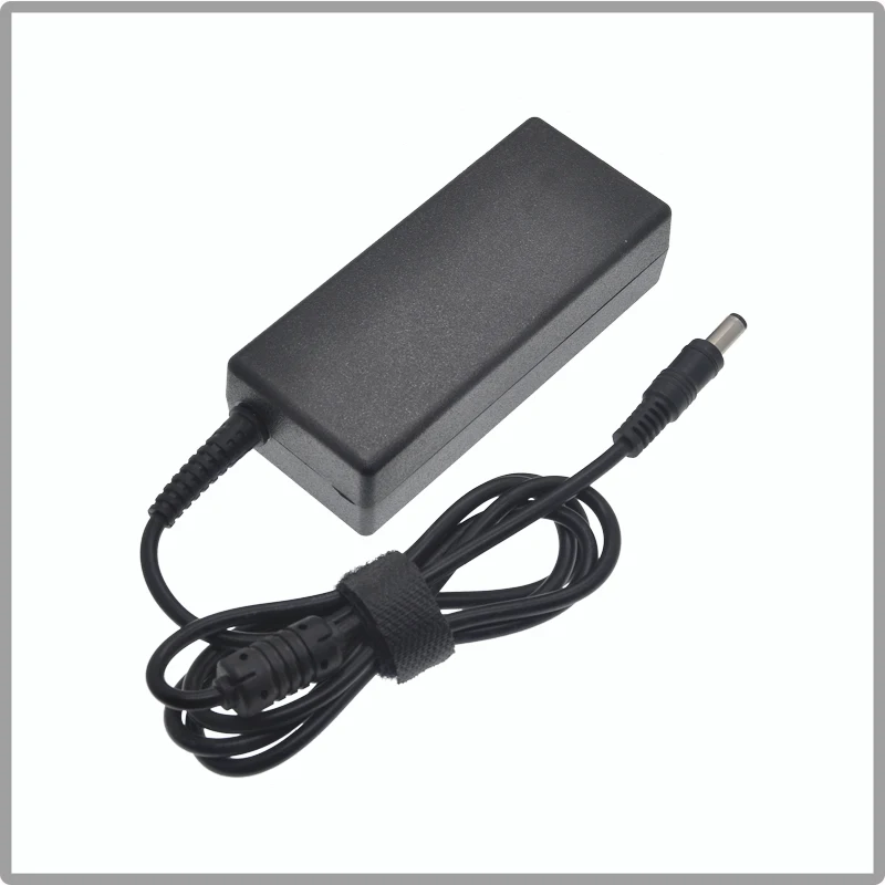 19V 3.42A 65W Laptop Ac Power Adapter Charger For Toshiba P300 L450 M800 L670D C660 L650 A300 L700 A500 L655 5.5Mm * 2.5Mm