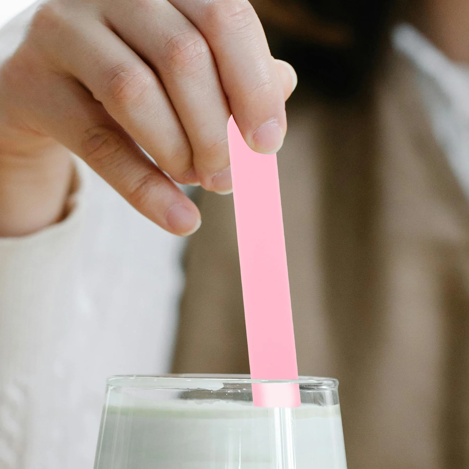 

25Pcs Stirring Sticks Plastic Tongue Depressors Ergonomic Design for Oral Care Mixing and Blending Bulk Medical Mouth Depressor