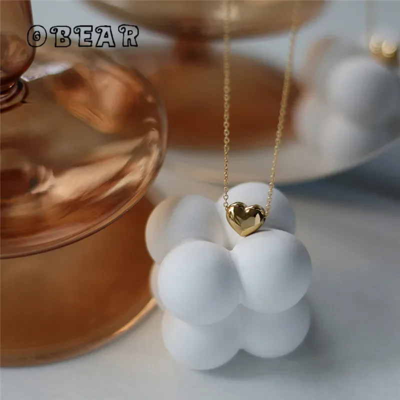 Stainless Steel Plated 18K Gold Glossy Stereo Heart Pendant Necklace for Women Creative Charm Wedding Jewelry