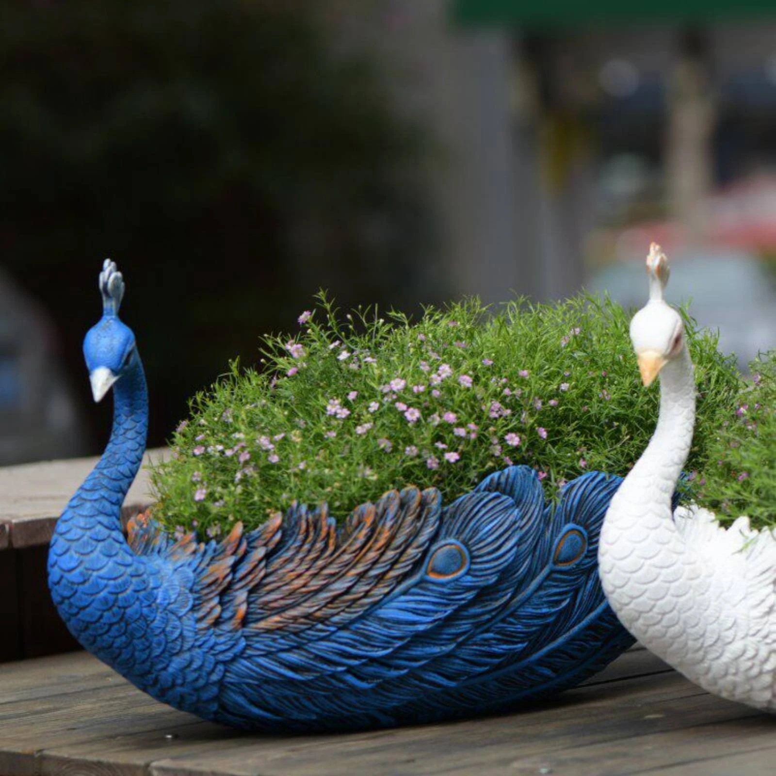 Peacock Planter Embossed Feather Pattern Decorative Planter Decorative Resin Flowerpot Curved Neck House Decoration Display