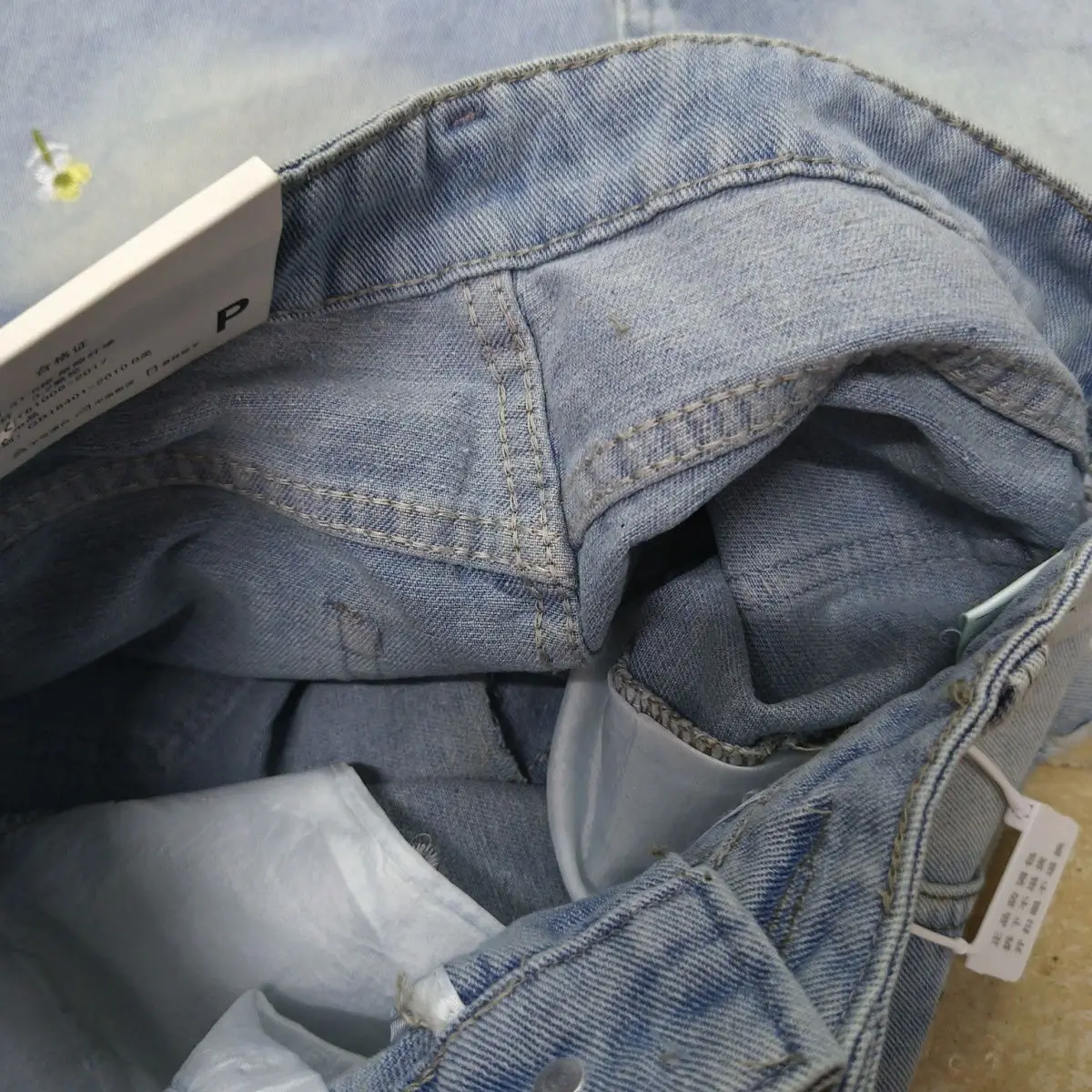 Eksplozjowe jeansowe szorty, letni nowy styl, pikantna dziewczyna, wysoki stan, wyszczuplające, obcisłe, podkreślające biodra, krótkie spodenki w kształcie litery A.