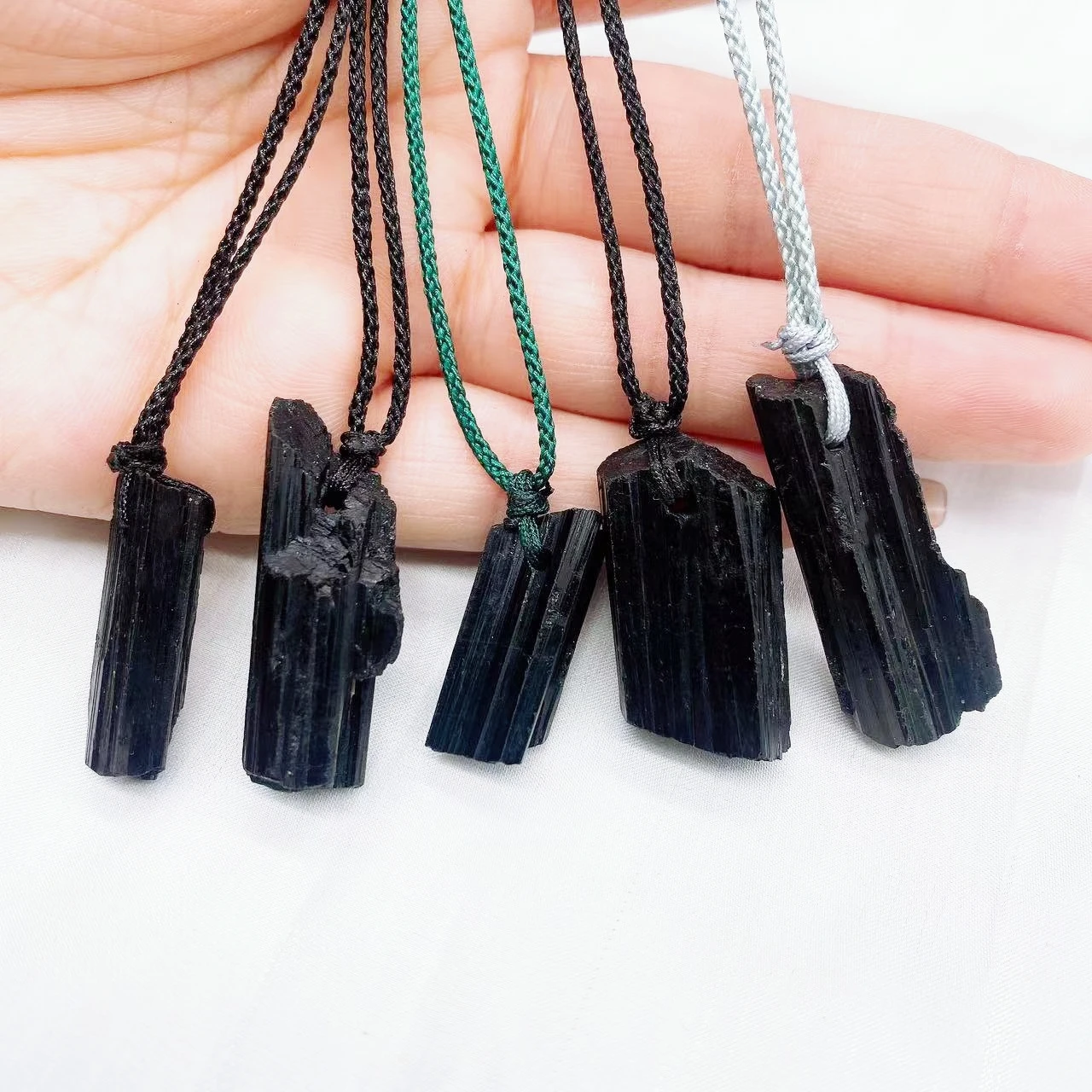 

Natural Black Tourmaline Pendant Crystal Irregular Black Stone Necklace Raw Gemstone Home Decoration Jewelry Specimen Gift