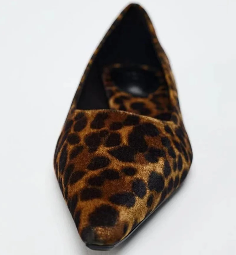 TRAF, zapatos de punta estrecha con estampado Animal para mujer, zapatos planos Retro sin cordones de leopardo, zapatos individuales cómodos de diseño femenino, otoño 2024