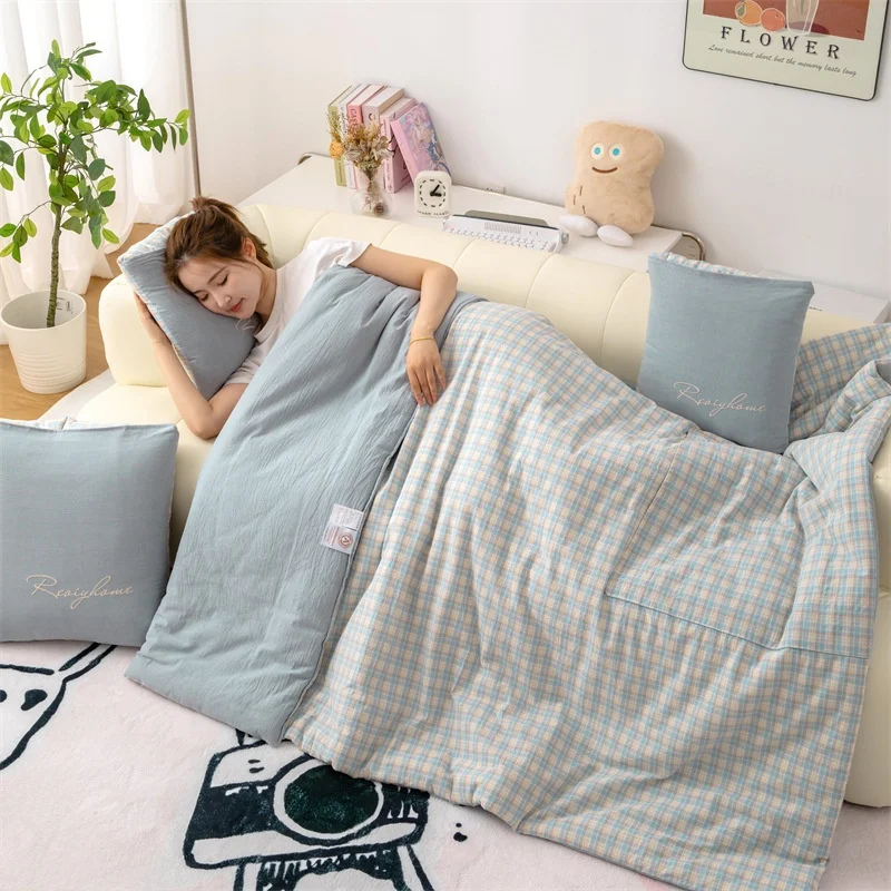 

A-Class Maternity And Infants Standard Foldable Storage Pillow Blanket Two-Purpose with Pocket for Children School Nap