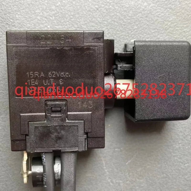 

Бесщеточный фен с регулятором скорости BGH-1115Z N761935