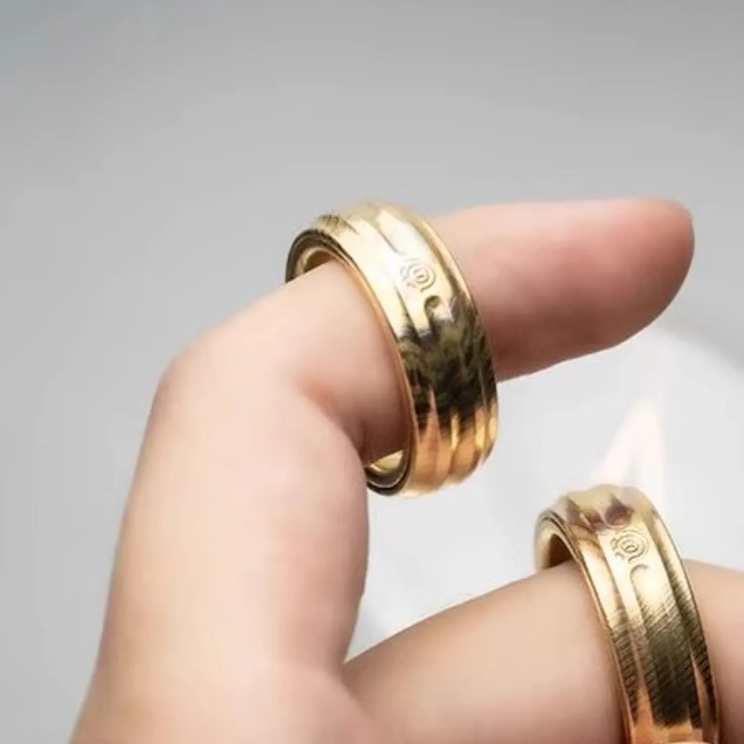 YEDC مادة خاصة سحابة خنزير الدائري طبعة محدودة المغناطيسي اتجاهين الدورية مجوهرات الصف المعادن البنصر لعبة الضغط #6